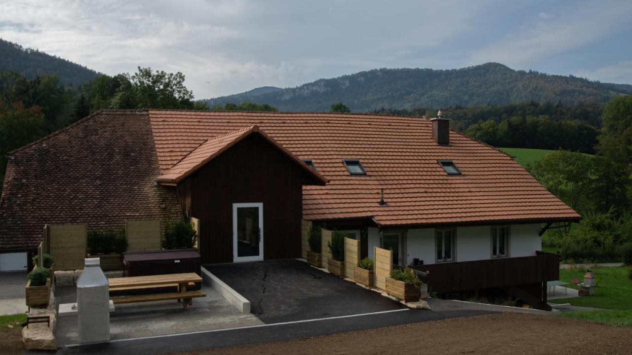 Gites Gorevirat Corcelles  Exterior photo